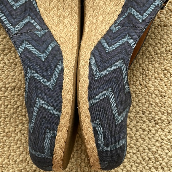 Vionic Espadrilles Shoes Coralina Slingback Closed Toe Wedges Chevron Women’s 9 - Picture 7 of 16